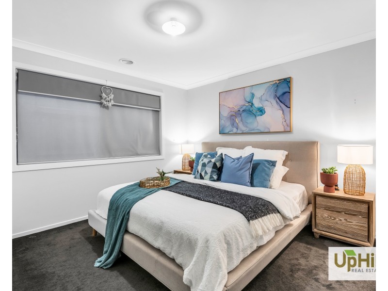 19  Athletic Circuit, Clyde VIC 3978