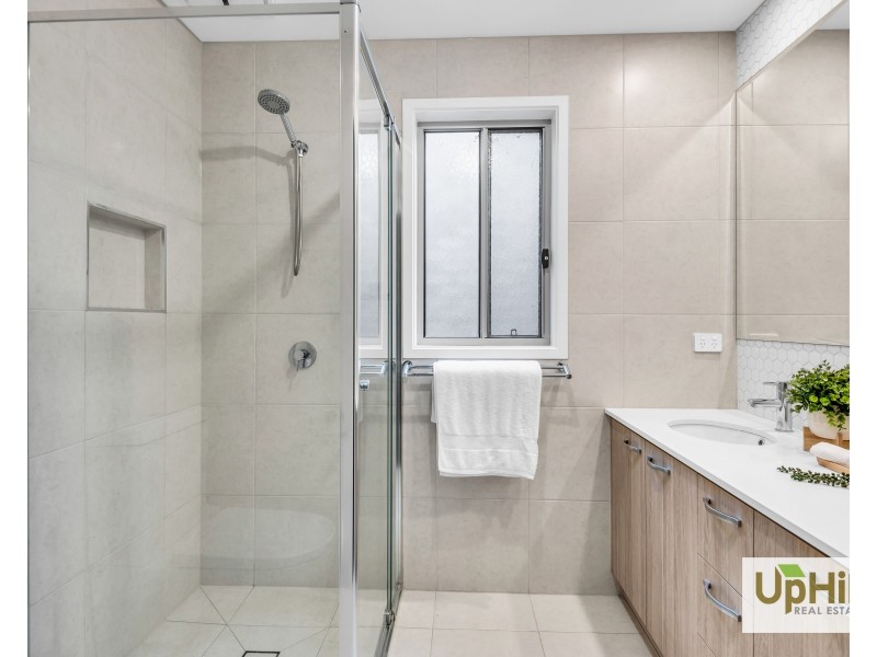 19  Athletic Circuit, Clyde VIC 3978