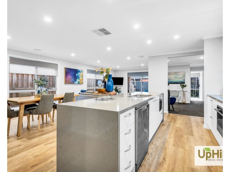 19  Athletic Circuit, Clyde VIC 3978