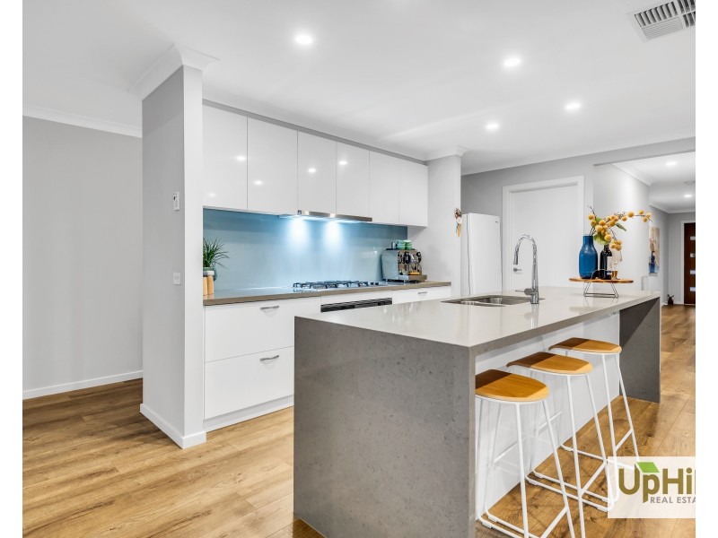 19  Athletic Circuit, Clyde VIC 3978