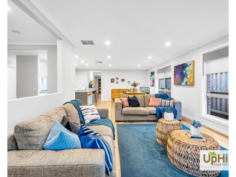 19  Athletic Circuit, Clyde VIC 3978
