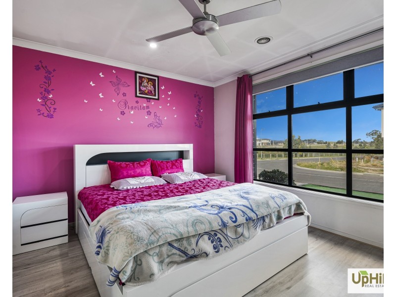 19 Cochin Drive, Clyde North VIC 3978