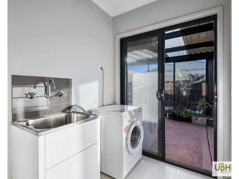 19 Cochin Drive, Clyde North VIC 3978