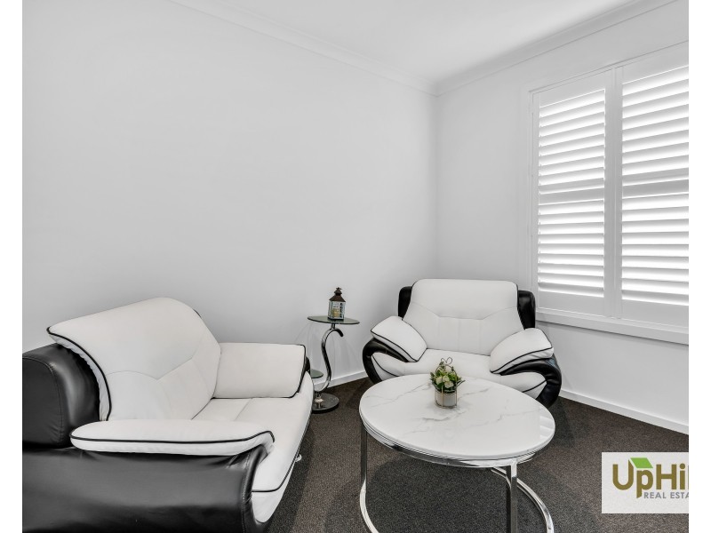 53 Bazadaise Drive, Clyde North VIC 3978