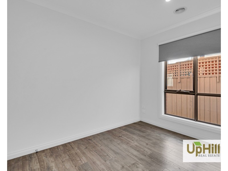 18 Coolana Drive, Clyde North VIC 3978