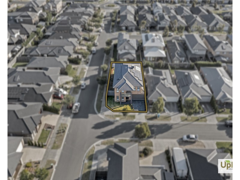 18 Coolana Drive, Clyde North VIC 3978