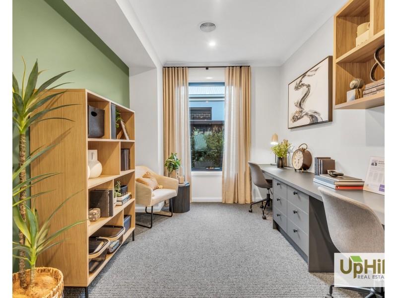 14 Clements street, Officer South VIC 3809