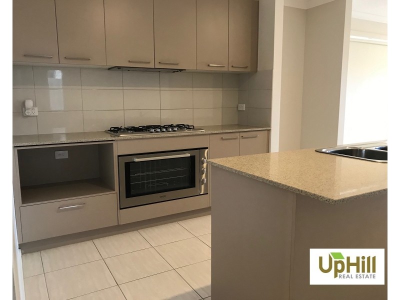 88 Bimberry Circuit, Clyde VIC 3978