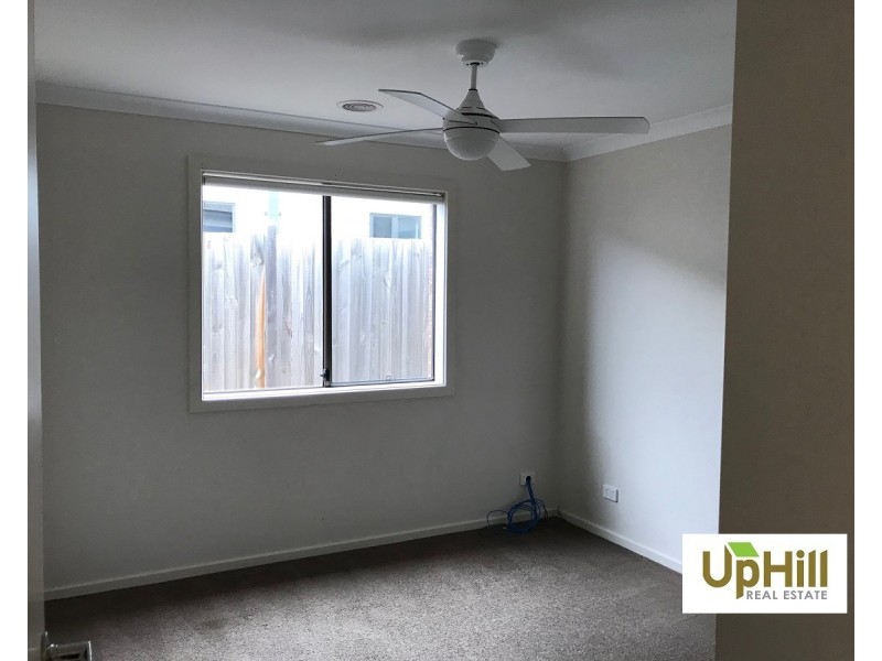 88 Bimberry Circuit, Clyde VIC 3978