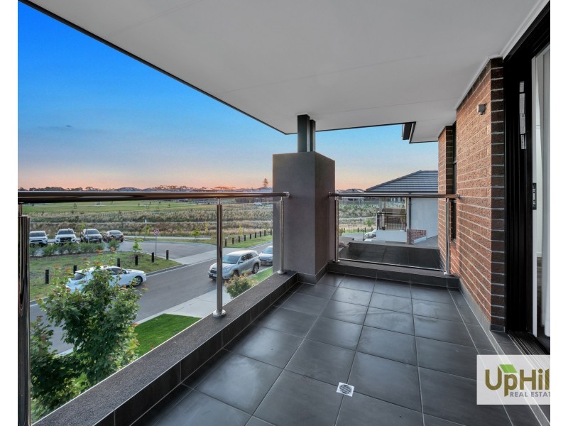 4 Caribbean Circuit, Clyde VIC 3978