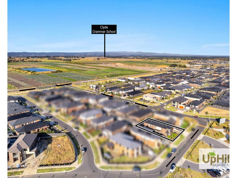 4 Caribbean Circuit, Clyde VIC 3978