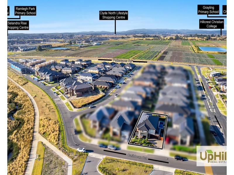 4 Caribbean Circuit, Clyde VIC 3978