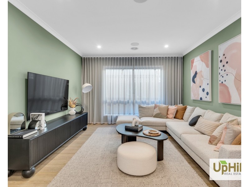 12 Clements Street, Officer South VIC 3809