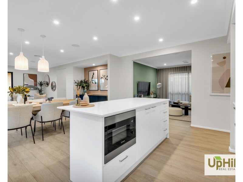 12 Clements Street, Officer South VIC 3809