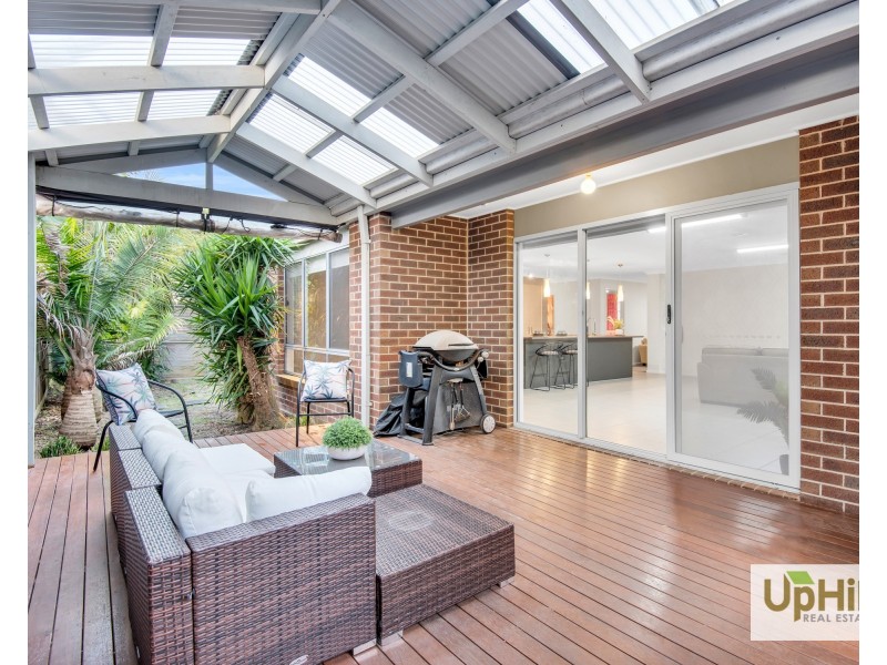 30 Bernly Boulevard, Berwick VIC 3806