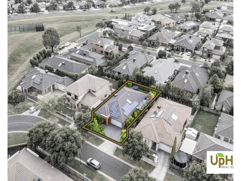 30 Bernly Boulevard, Berwick VIC 3806