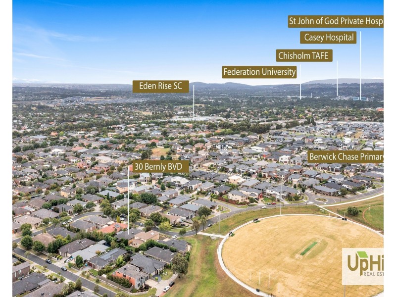 30 Bernly Boulevard, Berwick VIC 3806