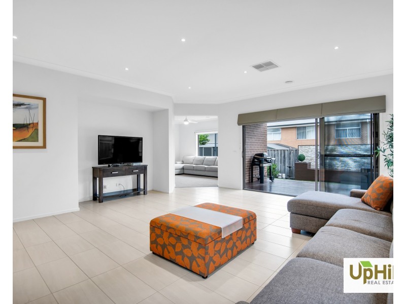 10 Coolana Drive, Clyde North VIC 3978