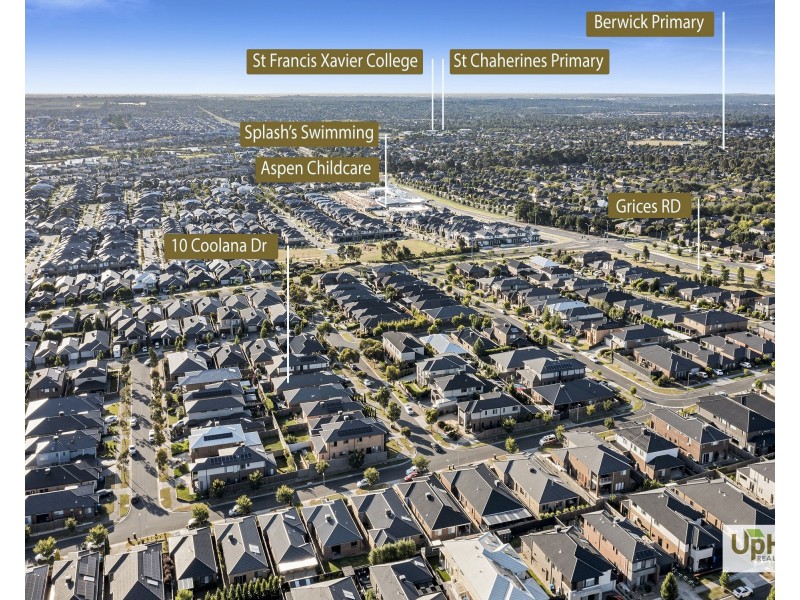 10 Coolana Drive, Clyde North VIC 3978