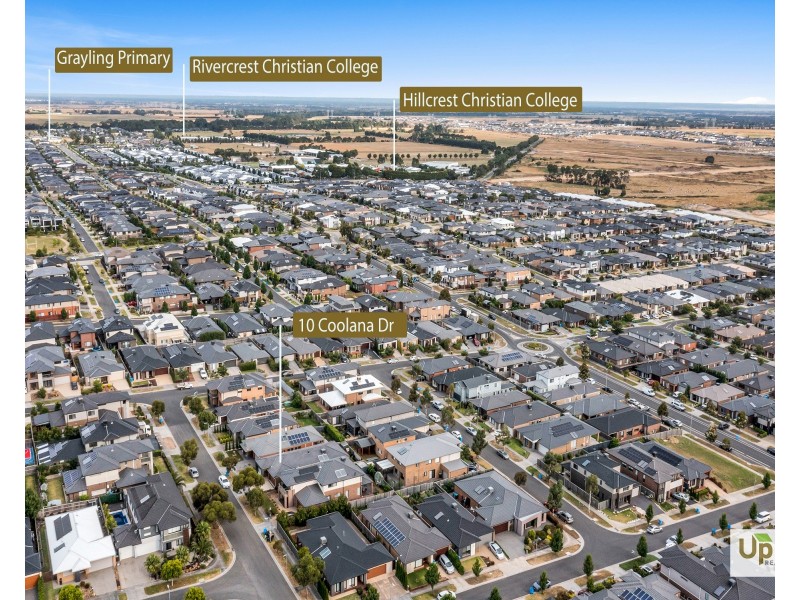 10 Coolana Drive, Clyde North VIC 3978