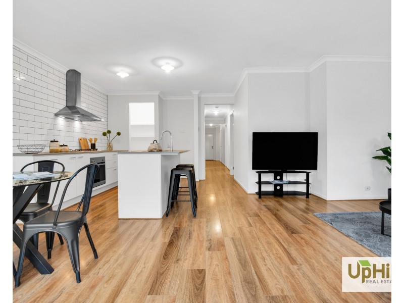 59 Elmtree Crescent, Clyde North VIC 3978