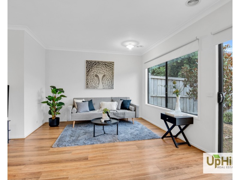 59 Elmtree Crescent, Clyde North VIC 3978