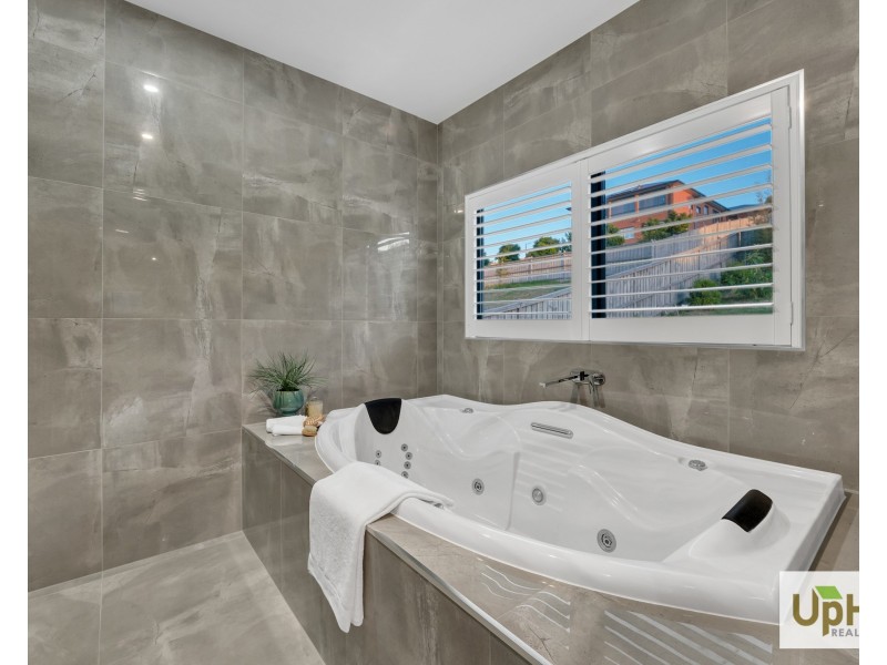 31 Avondale Street, Officer VIC 3809