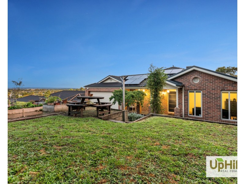 51 Meaby Drive, Pakenham VIC 3810