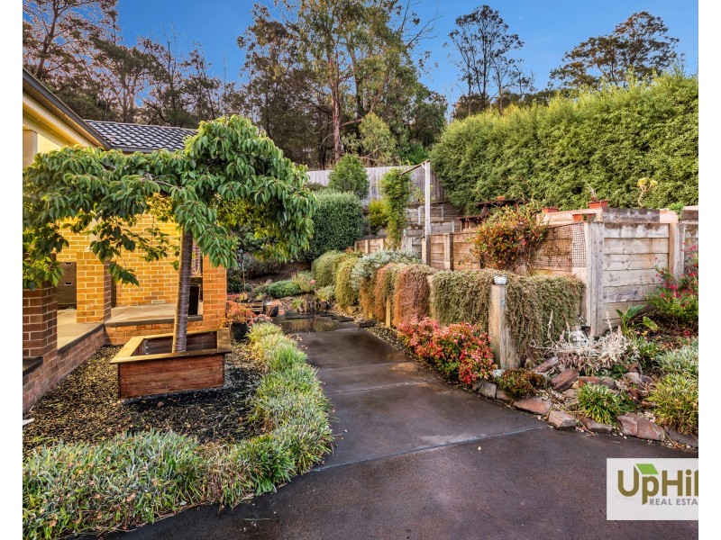 51 Meaby Drive, Pakenham VIC 3810