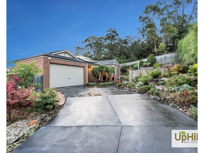 51 Meaby Drive, Pakenham VIC 3810