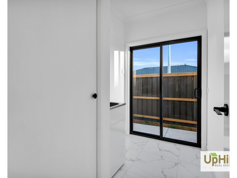 1 Viola Circuit, Clyde VIC 3978