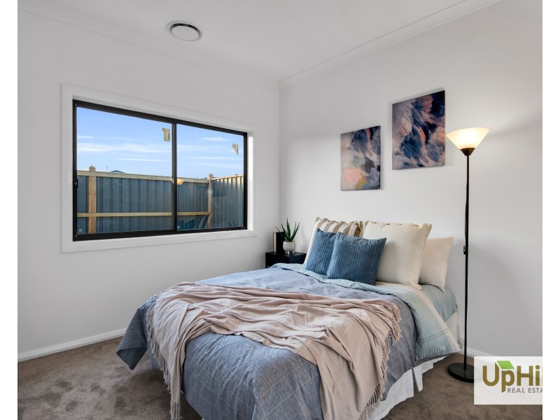 1 Viola Circuit, Clyde VIC 3978