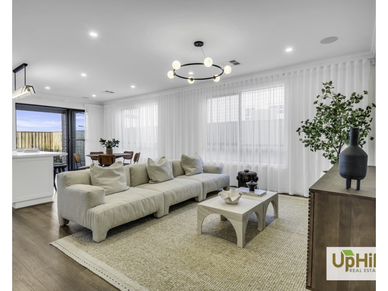 30 Clements street, Officer South VIC 3809