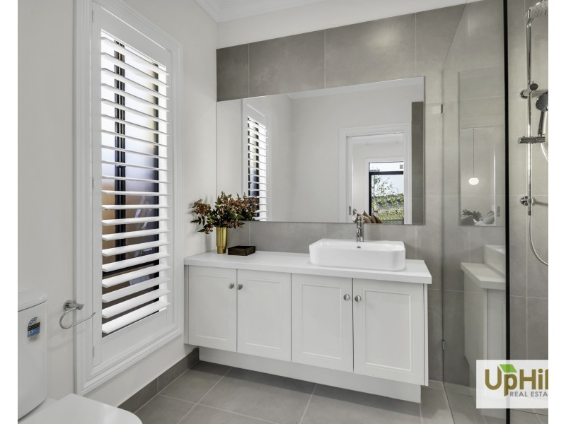 30 Clements street, Officer South VIC 3809