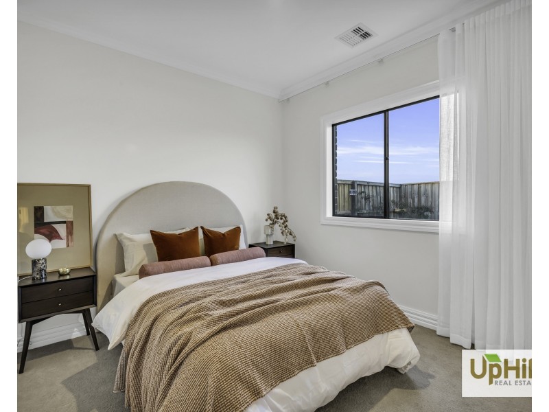 30 Clements street, Officer South VIC 3809