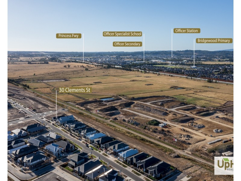 30 Clements street, Officer South VIC 3809