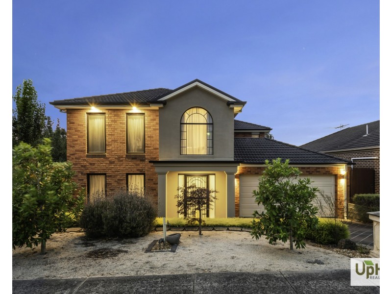 1 Tennyson Close, Berwick VIC 3806