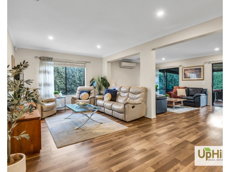 1 Tennyson Close, Berwick VIC 3806