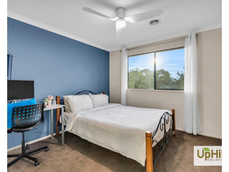 1 Tennyson Close, Berwick VIC 3806