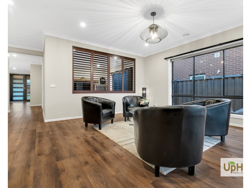 7 Bellotto Street, Cranbourne North VIC 3977