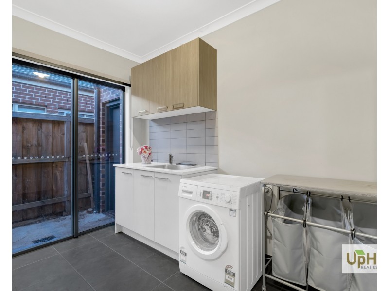 7 Bellotto Street, Cranbourne North VIC 3977