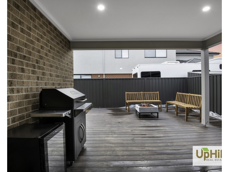 20 Magenta Street, Clyde North VIC 3978