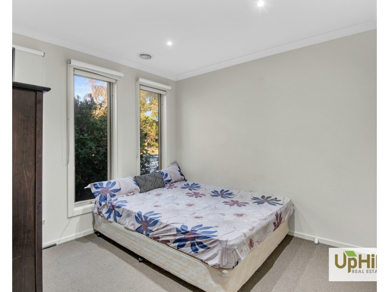 284 Casey Fields Boulevard, Cranbourne East VIC 3977