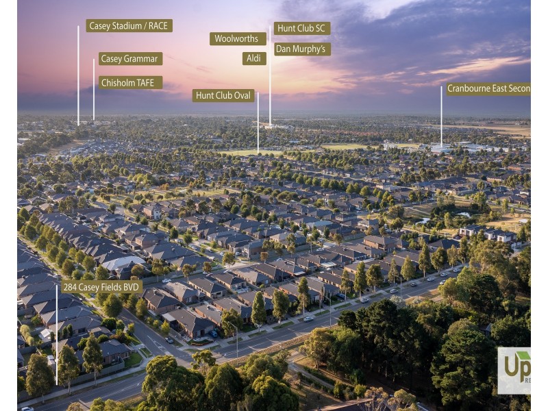 284 Casey Fields Boulevard, Cranbourne East VIC 3977