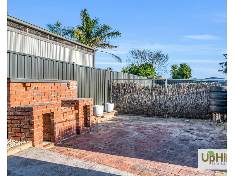 2 Terry Close, Narre Warren VIC 3805