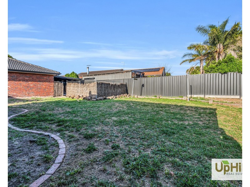 2 Terry Close, Narre Warren VIC 3805