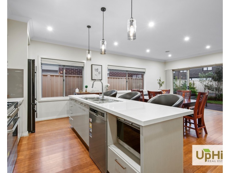 22 Gossamer Way, Narre Warren South VIC 3805