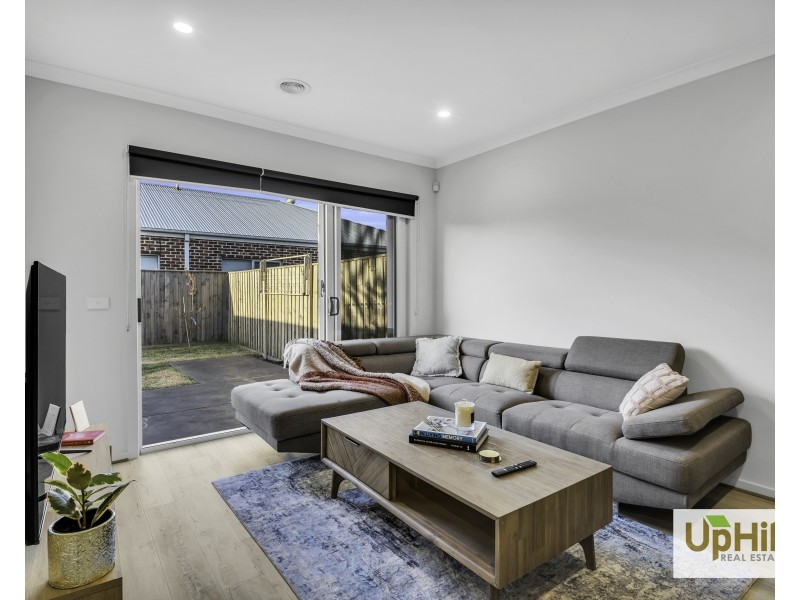 44 Kaduna Drive, Officer South VIC 3809