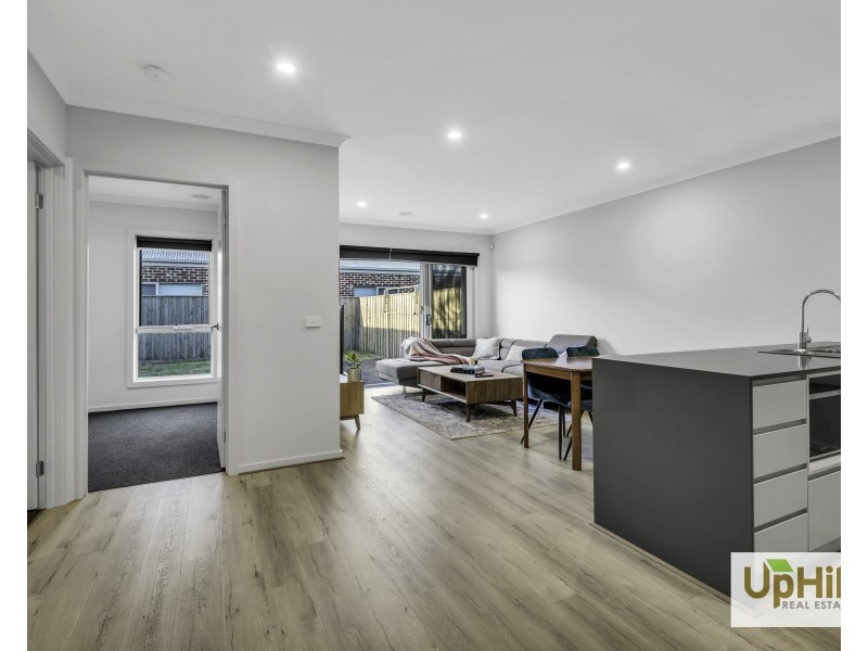 44 Kaduna Drive, Officer South VIC 3809