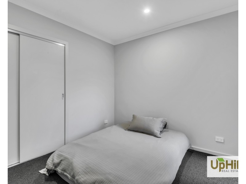 44 Kaduna Drive, Officer South VIC 3809